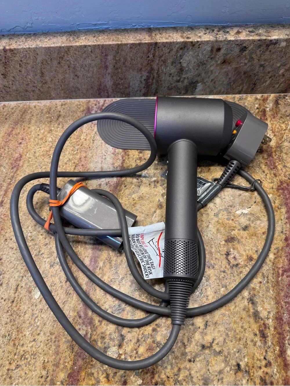 Dyson Supersonic Hair Dryer HD01, Iron/Fuchsia